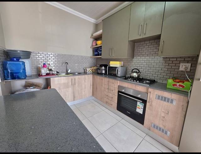 3 BEDROOM TOWNHOUSE FOR SALE IN MONTANA